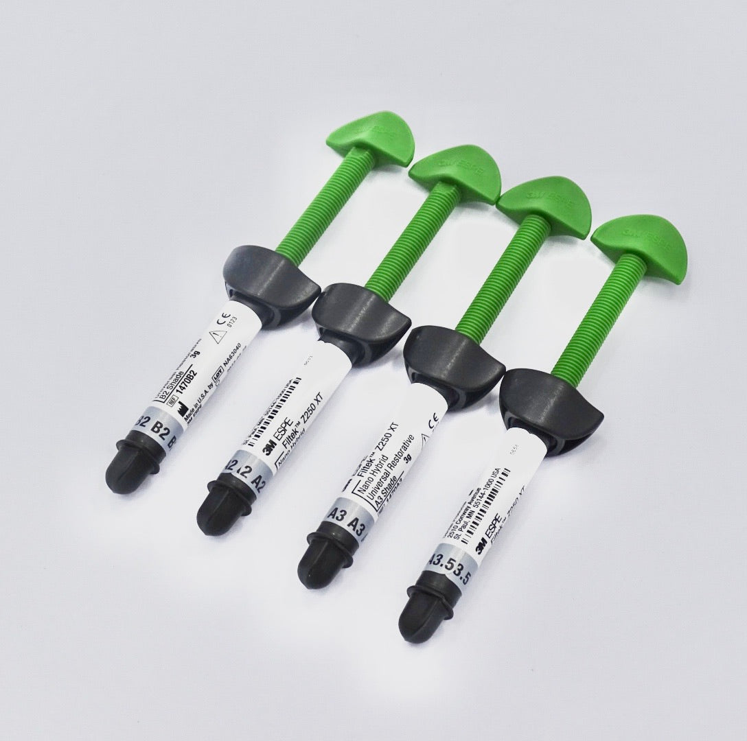 Resina Compuesta Filtek Intro Z250 XT Kit C/4 Jeringas 3M